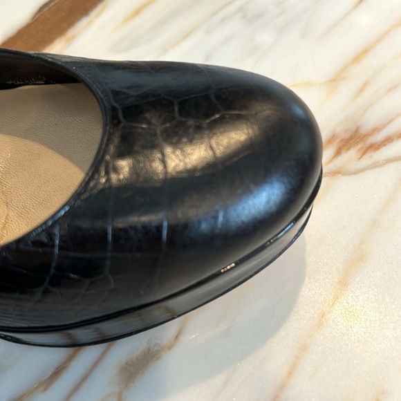 Cole Haan size 7.5 black leather pump great condition - Picture 6 of 8
